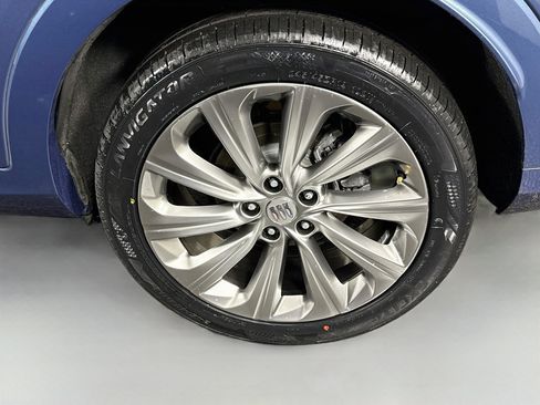 Used 2025 Buick Envista Avenir FWD image 37
