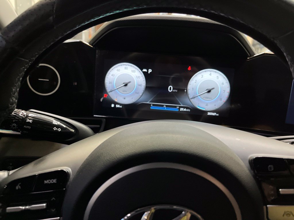 Used 2023 Hyundai Elantra Limited FWD image 37