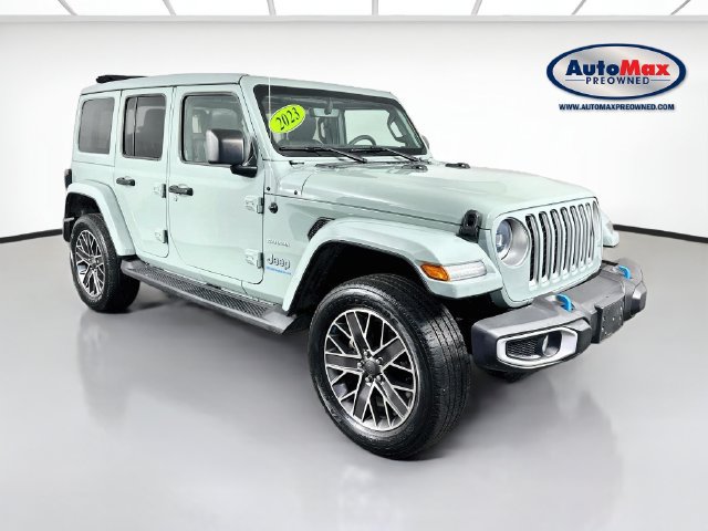 Used 2023 Jeep Wrangler Unlimited Sahara w/ Cold Weather Group AWD/4WD image 1