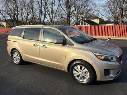 Used 2015 Kia Sedona LX