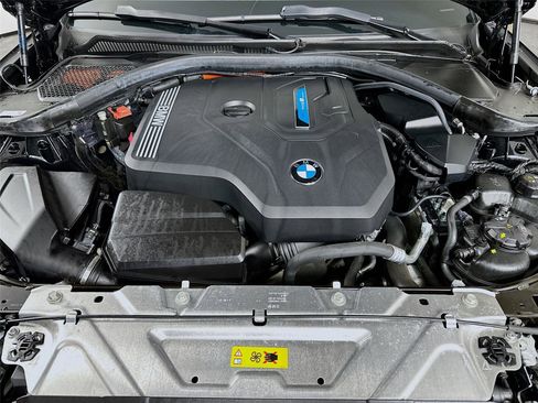 Certified 2023 BMW 330e xDrive w/ Driving Assistance Package image 31
