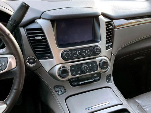 Used 2016 GMC Yukon Denali image 6