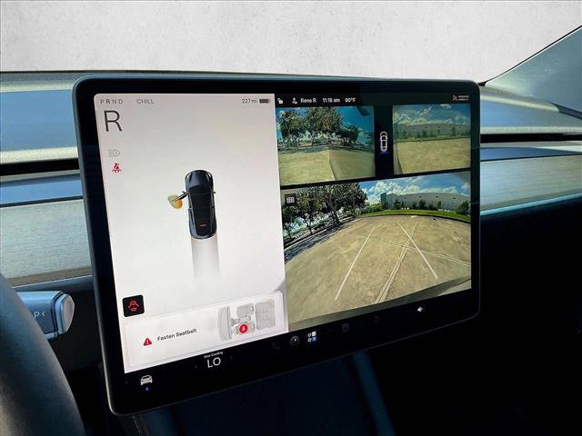 Used 2024 Tesla Model Y Long Range AWD/4WD image 18