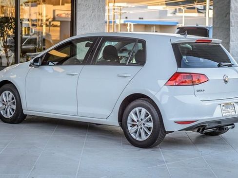 Used 2016 Volkswagen Golf S image 6