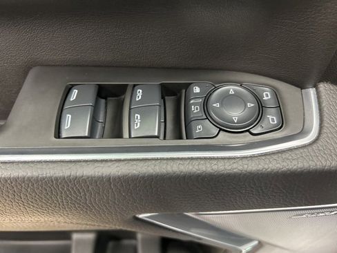 Used 2025 GMC Sierra 3500 Denali w/ Denali Reserve Package image 14