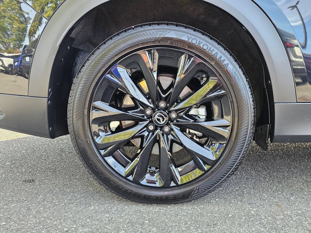 Certified 2025 MAZDA CX-90 Plug-In Hybrid w/Premium Sport AWD/4WD image 34