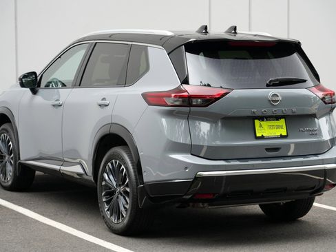 Used 2025 Nissan Rogue Platinum w/ Tech Package AWD/4WD image 47