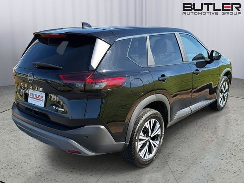 Used 2023 Nissan Rogue SV AWD/4WD image 6