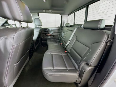 Used 2018 GMC Sierra 1500 SLT image 25