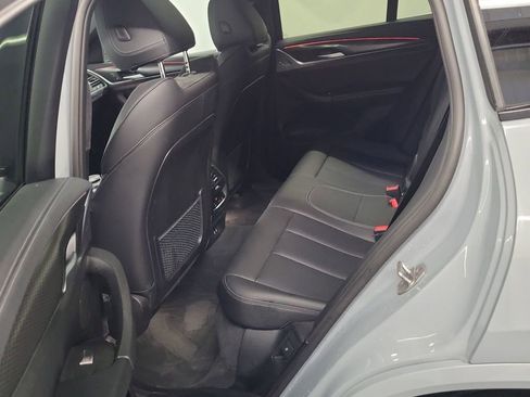 Used 2022 BMW X4 xDrive30i AWD/4WD image 4