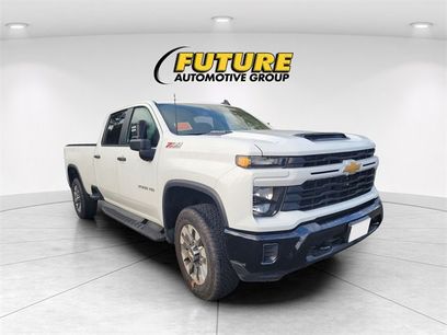 Used 2024 Chevrolet Silverado 2500 Custom w/ Custom Value Package