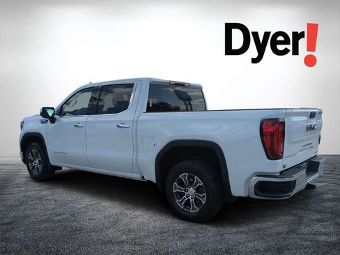 Certified 2025 GMC Sierra 1500 SLT RWD image 6