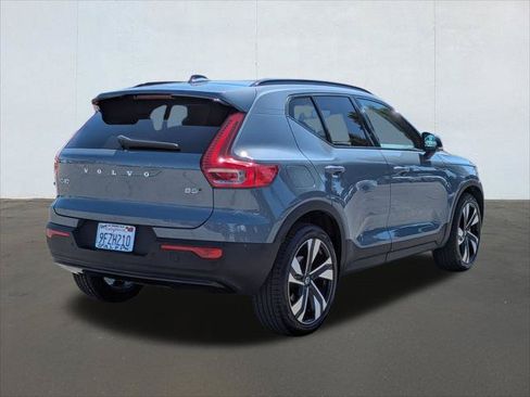 New 2026 Volvo XC90 T8 Plus w/ Protection Package Premier AWD/4WD image 5