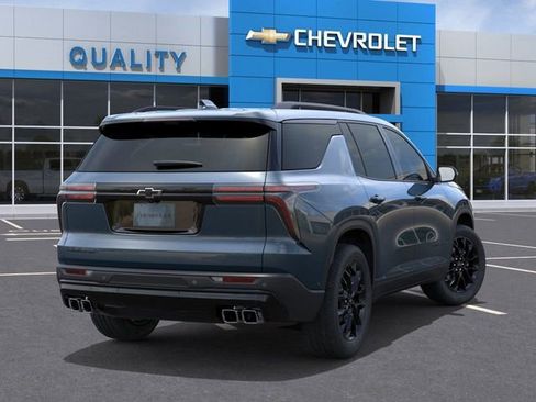 New 2026 Chevrolet Traverse LT w/ Midnight/Sport Edition FWD image 4