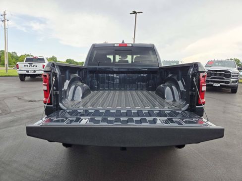 New 2026 RAM 1500 Big Horn AWD/4WD image 14