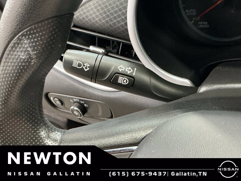Used 2023 Chevrolet Malibu LT FWD image 28