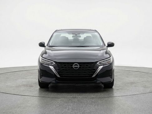 Used 2025 Nissan Sentra S FWD image 2
