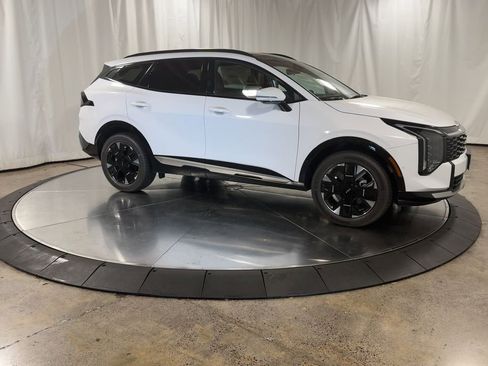 New 2026 Kia Sportage SX image 3