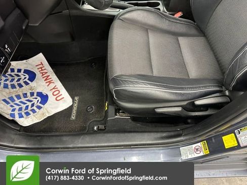 Used 2015 Toyota Corolla L image 26
