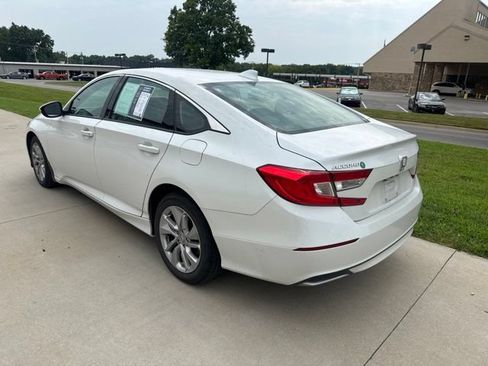 Used 2020 Honda Accord LX image 2