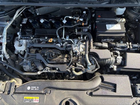 Used 2024 Toyota Corolla LE FWD image 31