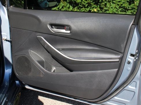 Used 2022 Toyota Corolla SE image 38