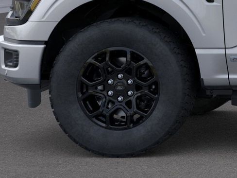 New 2025 Ford F150 XLT w/ Equipment Group 302A MID image 19