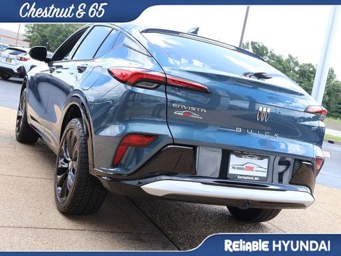 Used 2024 Buick Envista Sport Touring w/ Convenience I Package FWD image 4