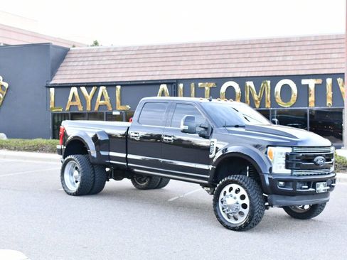 Used 2019 Ford F450 Limited image 26