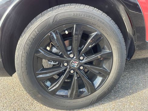 Used 2024 Buick Envista Sport Touring w/ Convenience I Package FWD image 14