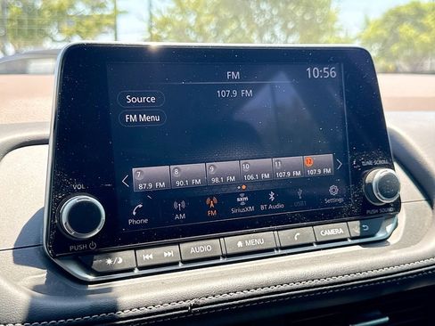 Used 2023 Nissan Rogue S FWD image 25