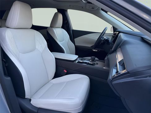 Certified 2024 Lexus RX 350 Premium w/ Accessory Package (K3) image 22