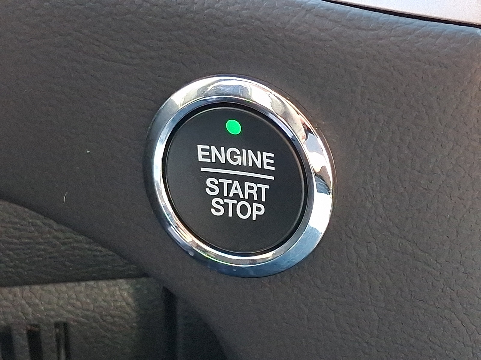 Used 2023 Ford Edge SEL w/ Convenience Package AWD/4WD image 24