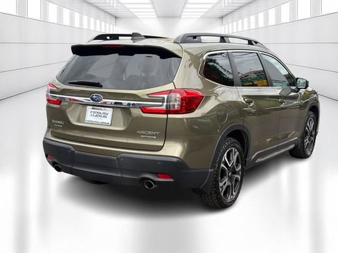 Used 2023 Subaru Ascent Limited w/ Technology Package AWD/4WD image 5