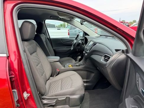 Certified 2021 Chevrolet Equinox LT AWD/4WD image 11