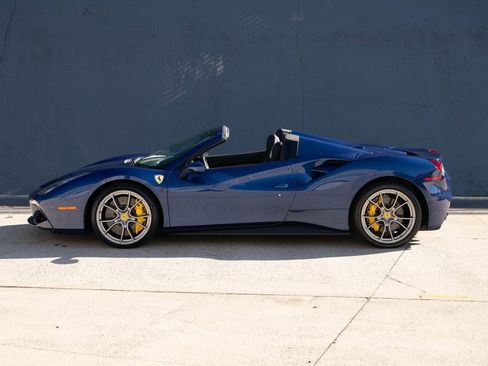 Certified 2019 Ferrari 488 Spider image 4