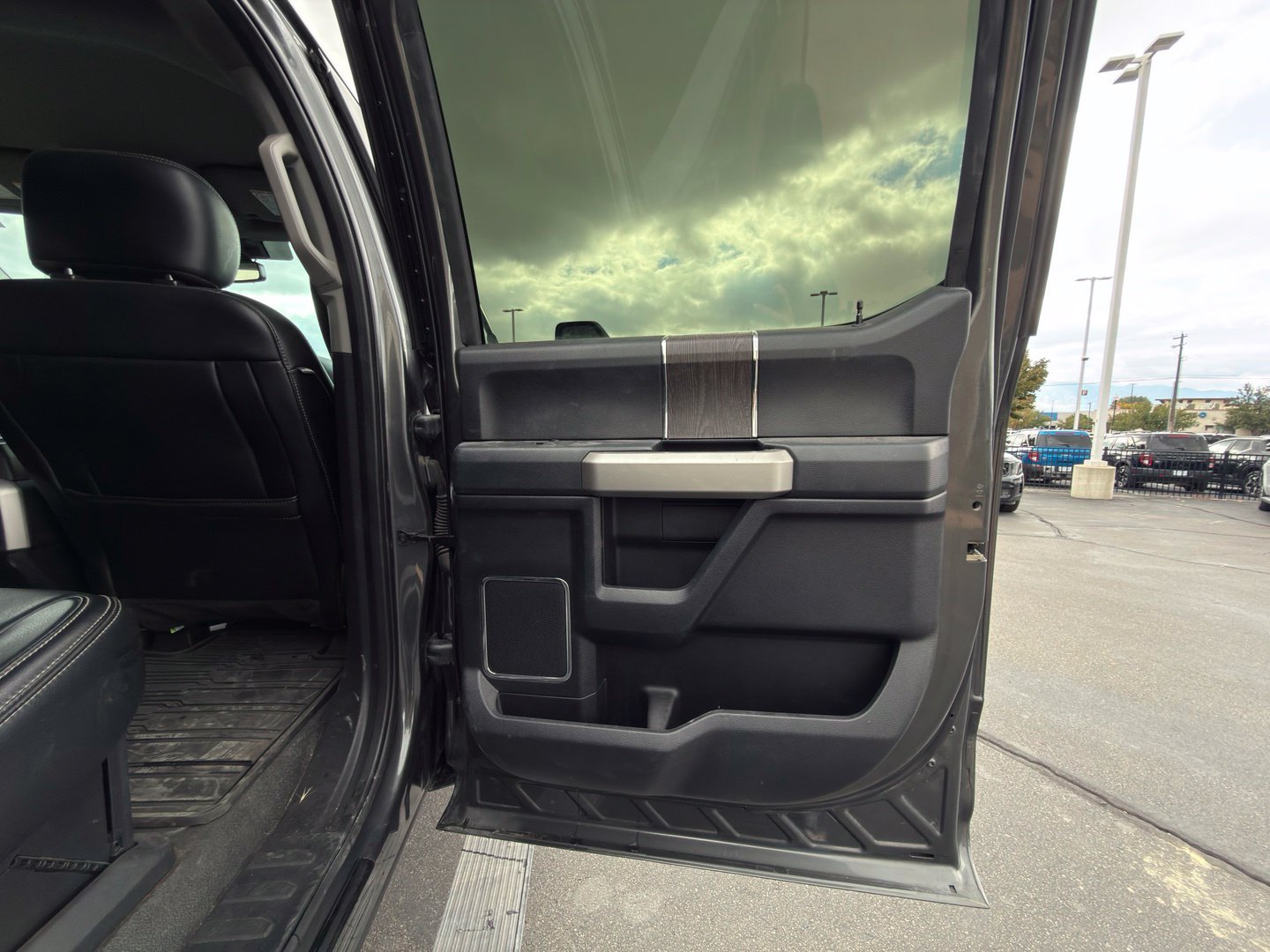Used 2020 Ford F250 Lariat AWD/4WD image 38