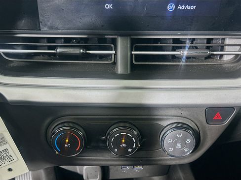 Used 2024 Chevrolet Trax LS FWD image 23