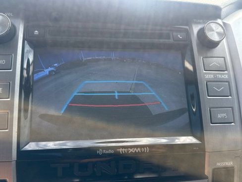 Used 2017 Toyota Tundra SR5 w/ SR5 Upgrade Package RWD image 40