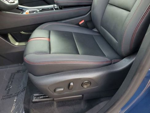 Used 2024 Chevrolet Traverse RS FWD image 22