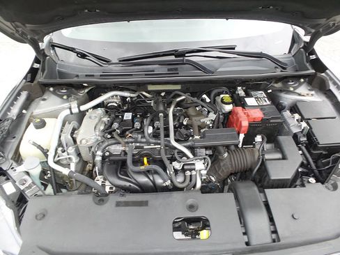 Used 2020 Nissan Sentra S FWD image 17