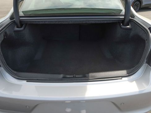 Used 2023 Dodge Charger SXT RWD image 12