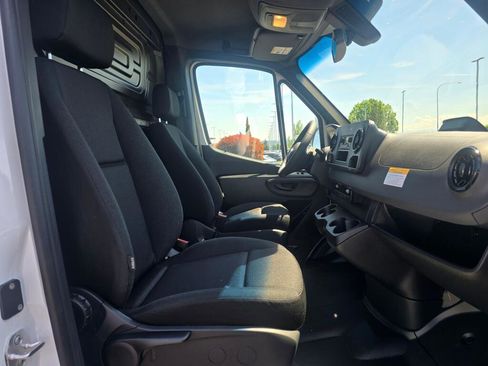 New 2026 Mercedes-Benz Sprinter 2500 image 58