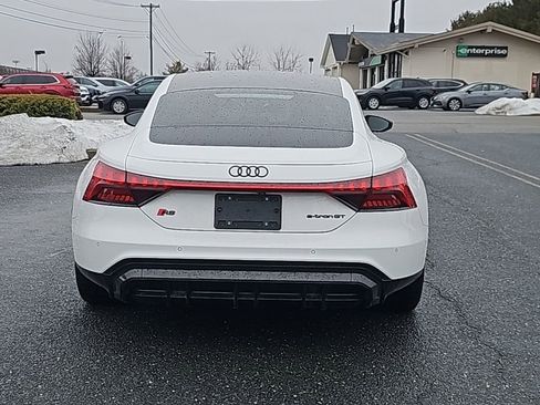 Used 2023 Audi RS e-tron GT w/ Carbon Performance Package image 13