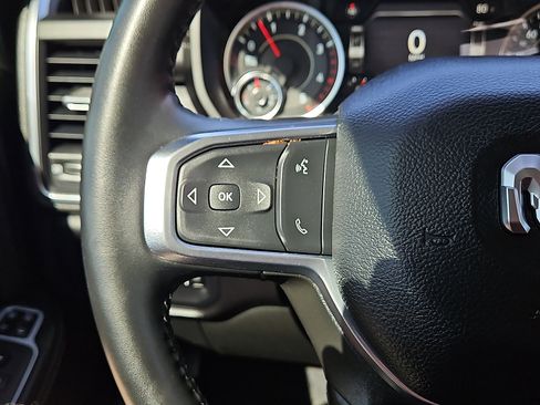 Used 2024 RAM 2500 Laramie AWD/4WD image 19