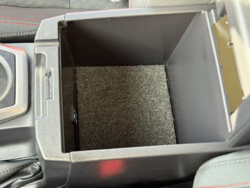 Used 2020 Toyota Tacoma SR w/ SX Package image 19