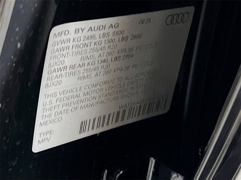 New 2025 Audi Q5 Premium Plus image 32