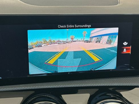 Used 2021 Mercedes-Benz CLA 250 image 18
