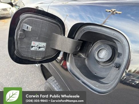 Used 2017 Cadillac XT5 FWD image 11