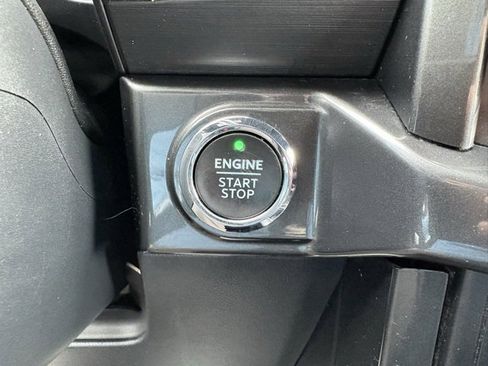 Used 2022 Ford F150 XLT w/ Equipment Group 302A High image 27